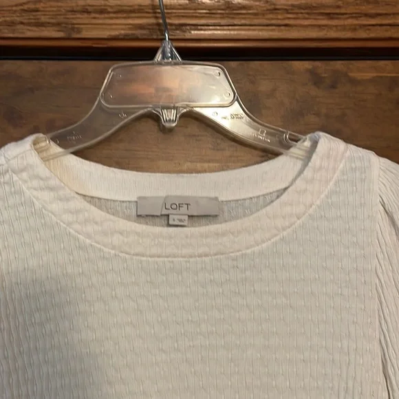 LOFT Stretchy Casual Top Size S Cream - Picture 2 of 4